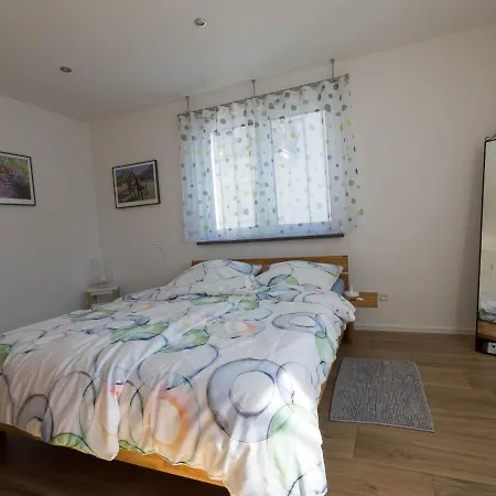 16lilien Apartmentwohnung شقة